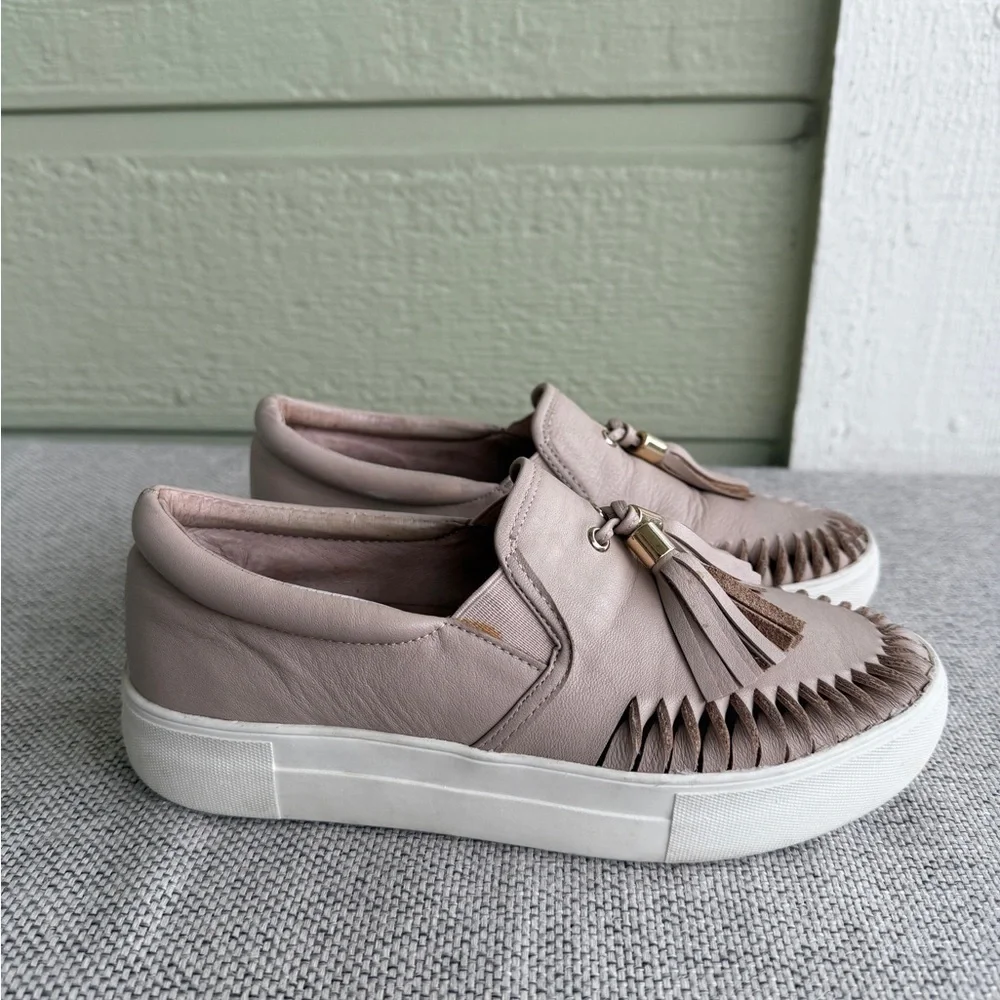J. Slides Winny sneakers/loaffers.